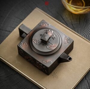newell-teapot-teapot-chinese-handmade-cube-front.jpg