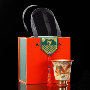 porcelain-tea-cups-enamel-gift-box.png