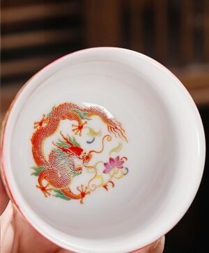porcelain-tea-cups-porcelain-royal-majesty-inside.jpg