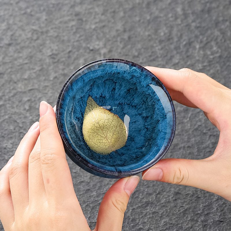 tenmoku-glaze-porcelain-tea-cups-doan-inhand tenmoku-glaze-porcelain-tea-cups-doan-inhand