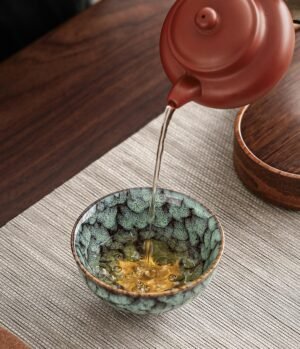 tenmoku-glaze-tea-cup-tea-five-elements-pour.jpg