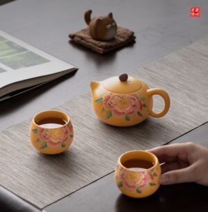 vintage-brown-teapot-chinese-cloud-dragon-twocups.jpg