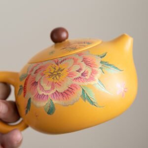 vintage-brown-teapot-chinese-cloud-dragon-yellowpot.jpg