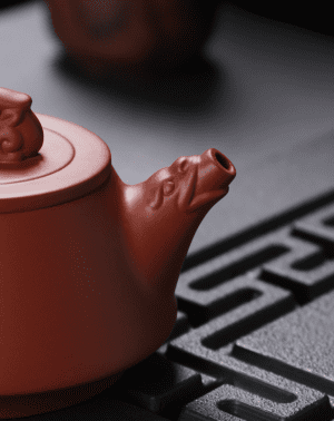 vintage-brown-teapot-chinese-yixing-clay-cloud-dragon-spout.png