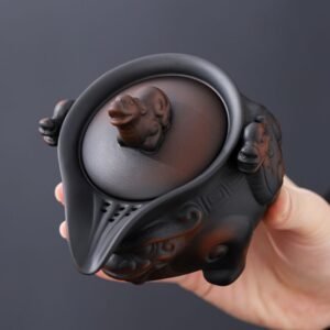 vintage brown teapot-yixing-purple-clay-qilin-top front