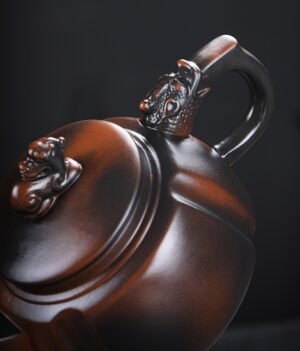 vintage-brown-teapot-yixing-teapot-onyx-guardian-left