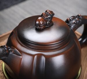 vintage-brown-teapot-yixing-teapot-onyx-guardian-right